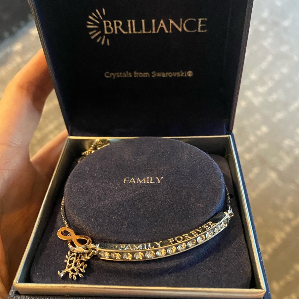 Brilliance “family forever” Swarovski crystal bracelet